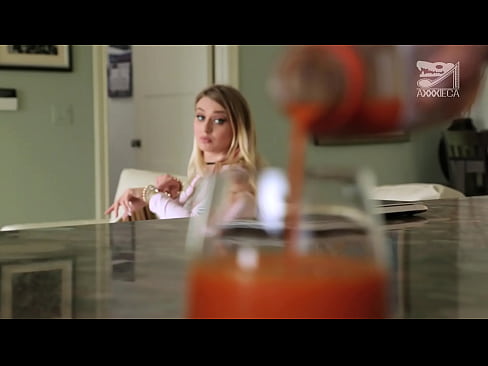 ❤️ Heitt stelpa með stóra brjóst og þétta kisa fær hani frá tapara, en mjög erfitt ❤️❌ Gæðaklám á is.pornoreino-com.ru