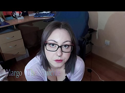 ❤️ Kynþokkafull stelpa með gleraugu sýgur dildó djúpt á myndavélinni ❤️❌ Gæðaklám á is.pornoreino-com.ru